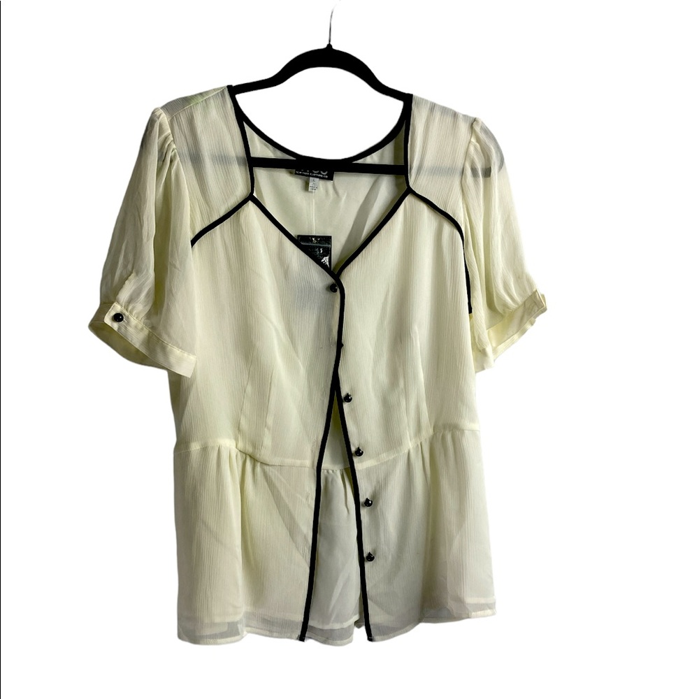 Woman NYCC Blouse